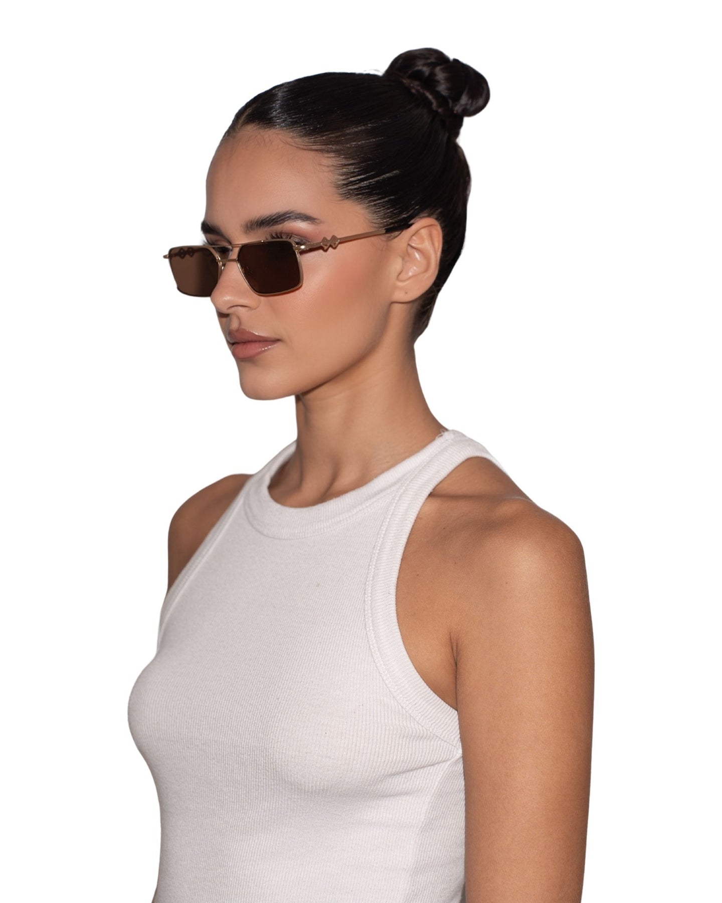 Get Women’s Sunglasses in Brown Colour – Shop Online in USA, UK, Canada & United Arab Emirates